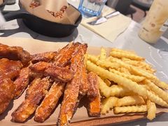 -必胜客(WOW梦之城店)