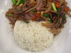 洋葱炒肉盖码饭-易裕和·长沙米粉(竹塘西路店)