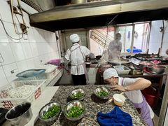 -正宗杨记普洱酸醋米线(总店)
