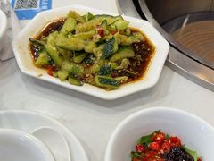 -鲁员外地锅鸡地锅鱼(古墩路店)