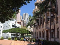 -香港大学