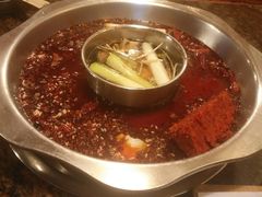 鸳鸯锅-星鸿社重庆老火锅(燃灯寺分店)