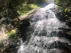 -藏龙百瀑风景区