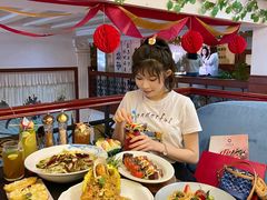 -OLD TREE老树咖啡·西餐厅(台山人工湖店)