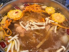-一席地·本地鸡窝·杭帮鸡火锅(萧山银隆百货店)