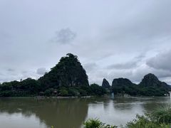 -叠彩山景区