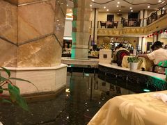 -碧中海汤泉汗蒸酒店