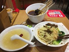 -蓉李记成都名小吃(武汉菱角湖万达店)