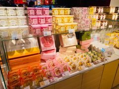 零售区-好利来(欧亚商都店)