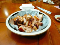 脆口烧肉-园林美食城·本土农家菜(杨和镇店)