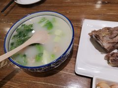 -清真·玛丽亚新疆菜主题餐厅(浙江中路店)