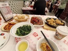 -堂瓦里·33年传统赣菜(第一街区店)