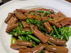 韭菜炒海肠-宴小馆·小海鲜青岛菜(五四广场店)