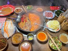 -萍姐火锅·公路夜市(武汉首店)