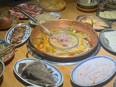 -洱火云南酸菜牛肉火锅(石景山当代商城店)