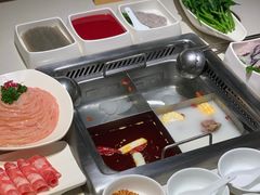 -海底捞火锅鲜切牛肉主题店(长寿路店)