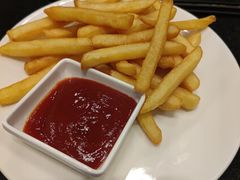 -WOLFGANG PUCK KITCHEN & BAR(迪士尼小镇店)