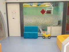 -极橙儿童齿科矫正中心(奥城店)