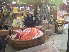 -四囍码头海鲜烧烤自助火锅(外滩南京东路悦荟广场店)