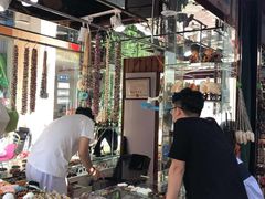 -亚龙湾亚泰商业街