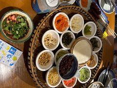 -包整·丝娃娃(一览甲秀楼风景店)