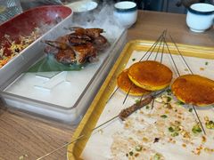 -街角等你.大连海鲜烧烤.经典铁板海鲜串(西安路店)