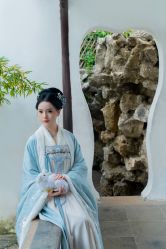 -一揽芳华汉服旗袍体验馆(拙政园店)