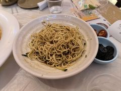 -肥肥虾庄·金牌油焖大虾(首义路店)