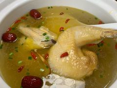 农家草鸡汤-七的湖·晚芳亭·阳澄湖农家菜·大闸蟹(莲花岛店)