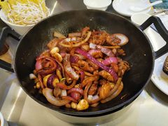 -胡须佬鸡煲四季火锅店(石厦西村直营店)