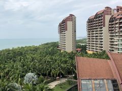 -三亚湾海居铂尔曼度假酒店