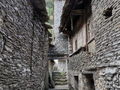 -高荡千年布依古寨旅游景区