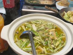 -头上红煨盐鸡·非遗院子餐厅