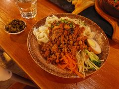卤肉拌面-Let's Taipei 非常烘焙(太古里店)