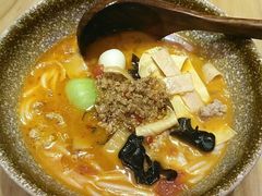 -蒙自源过桥米线(红谷滩万达店)