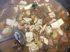 -哈尔滨东北铁锅炖(都督街店)