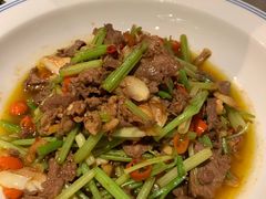 土芹菜炒黄牛肉-湘语·湖南家常菜(新洲店)