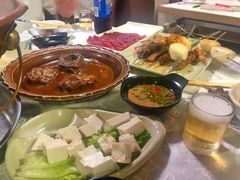 -羊家胡同·龙虾烧烤火锅(龙汇路店)
