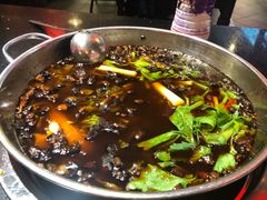 特色红油锅-川道拐耗儿鱼(置信路店)