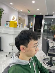 -Coo Hair salon