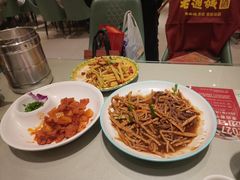-刘胖子家常菜·蹄花焖藕(江汉路总店)