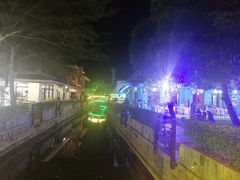 -亚龙湾亚泰商业街