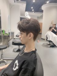 -P.R.O.salon 发哲