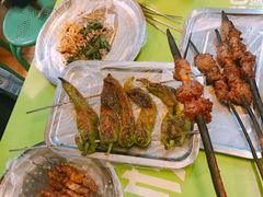 -布尔津河堤夜市