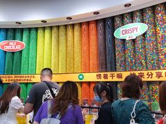 -m豆巧克力世界(上海世茂广场店)