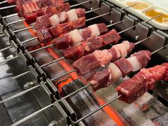 羊肉串-長壹旋转烤吧 农家鸡火锅