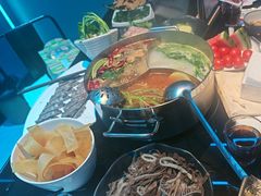 -唯爱KTV聚会餐厅(仙林东城汇店)