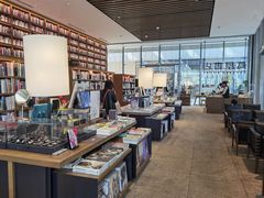 -茑屋书店(天目里店)