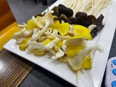 -朴小妹人参鸡汤火锅(长白山万达店)