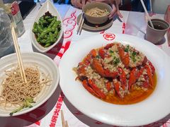 -肥肥虾庄·金牌油焖大虾(汉街SKP店)